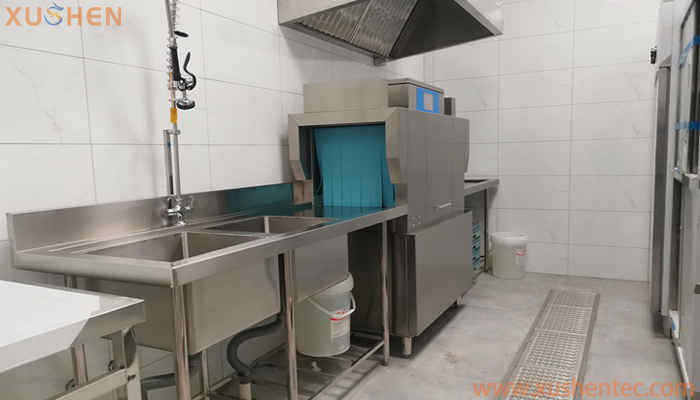 西餐廳洗碗機(jī)-餐廳商用洗碗機(jī)-通道式洗碗機(jī)XS-T110P 后廚安裝圖